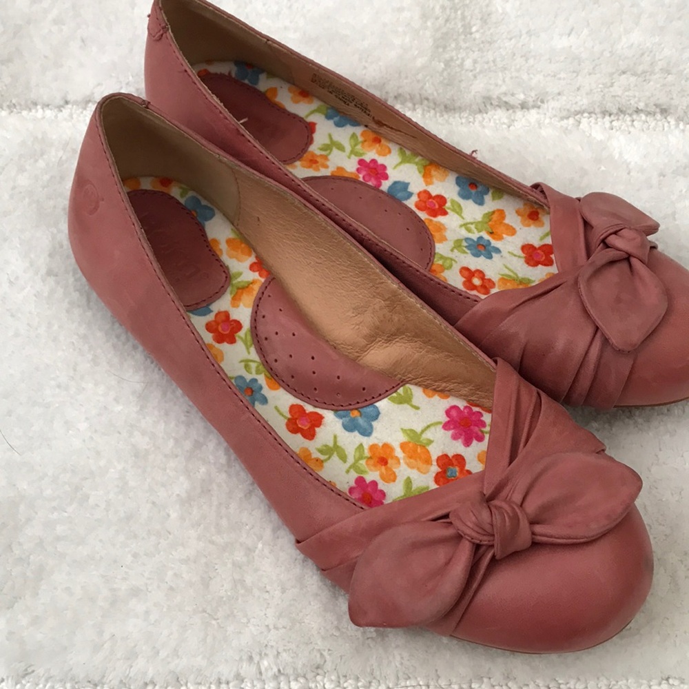 Dusty pink flats